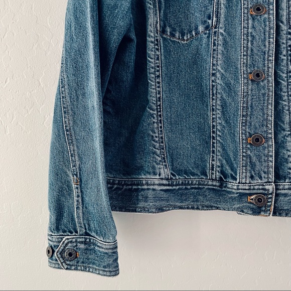 L.L. Bean Petite Women’s Denim Jacket Sz Medium Petite - Picture 4 of 8